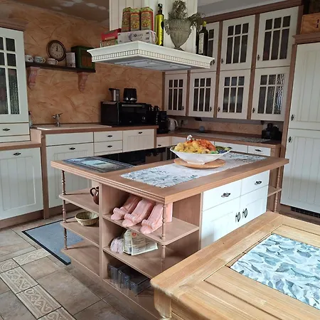 Homestay Wohlfuehlsoase - Haus Mit Kueche & Garten Rhede (North Rhine-Westphalia)