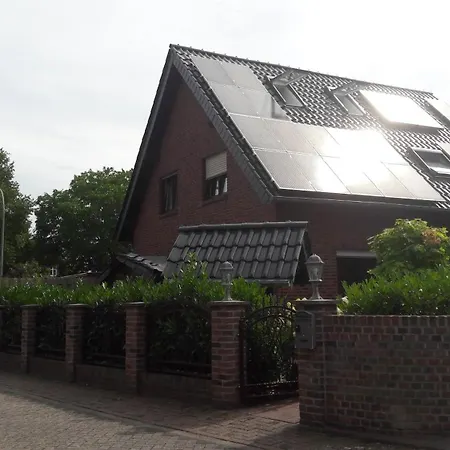 Homestay Wohlfuehlsoase - Haus Mit Kueche & Garten