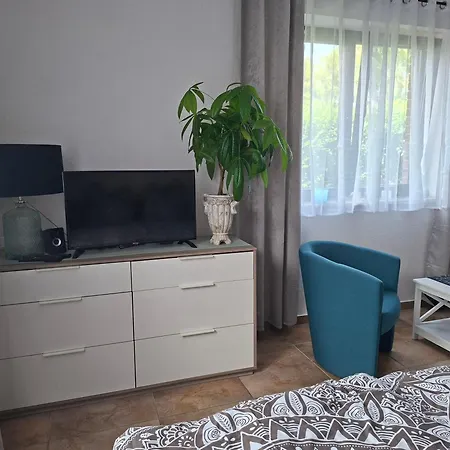 Homestay Wohlfuehlsoase - Haus Mit Kueche & Garten *